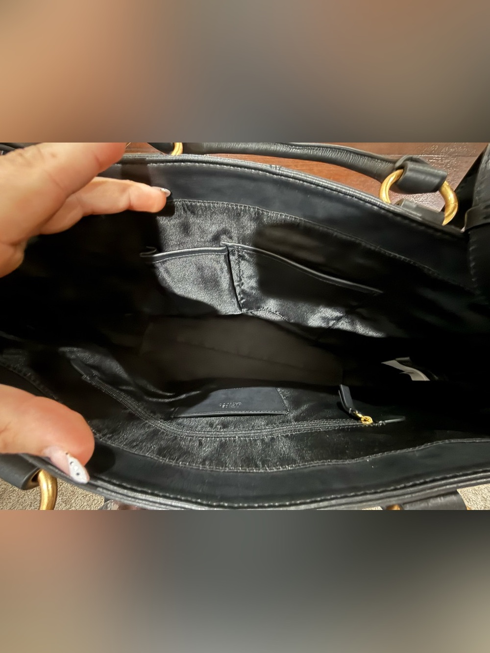 New! Vince Camuto Liann black leather tote bag - Picture 6 of 7